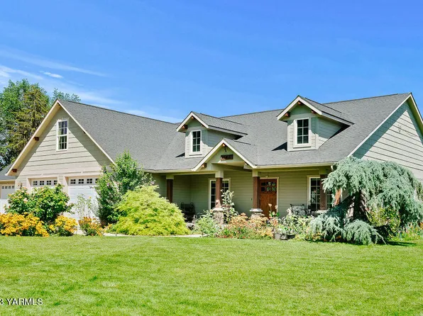 141 Cook Rd, Yakima, WA 98908