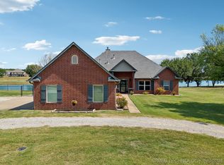 5655 Lake Dr, Mounds, OK 74047