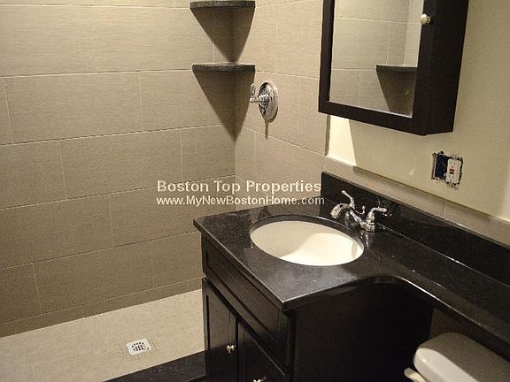 3rd image of 537-537A Columbus Ave #2