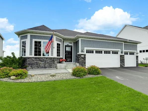 9897 Lower 8th St, Lake Elmo, MN 55042