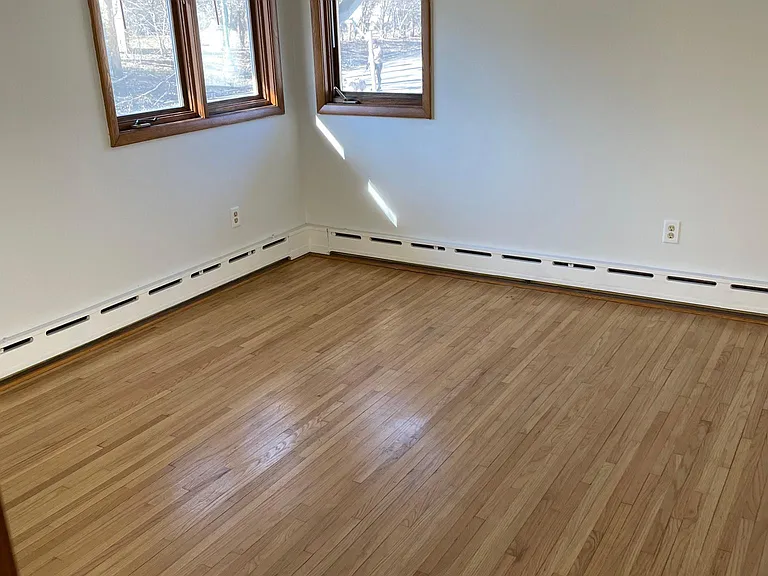 612 Desnoyer Ave — Photo 5