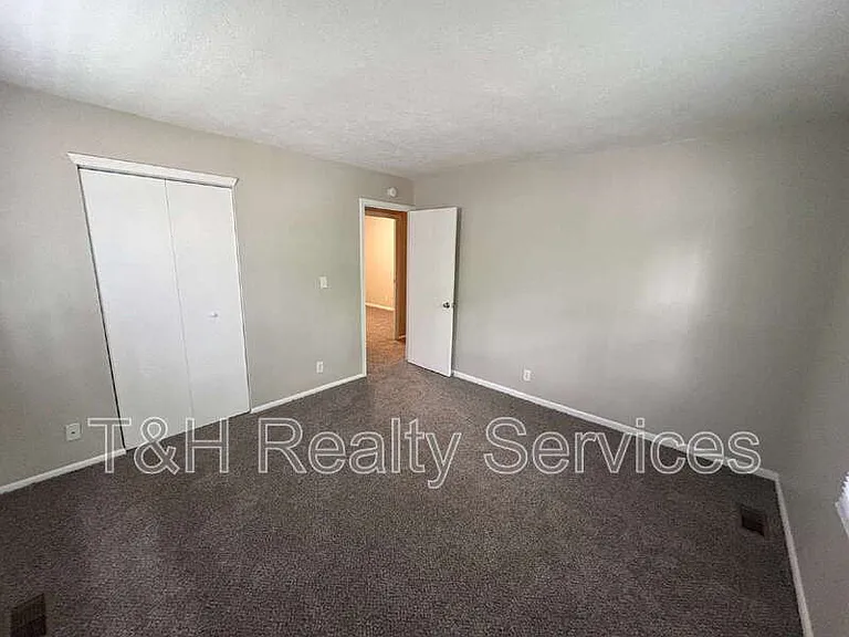 3644 Celtic Dr — Photo 12