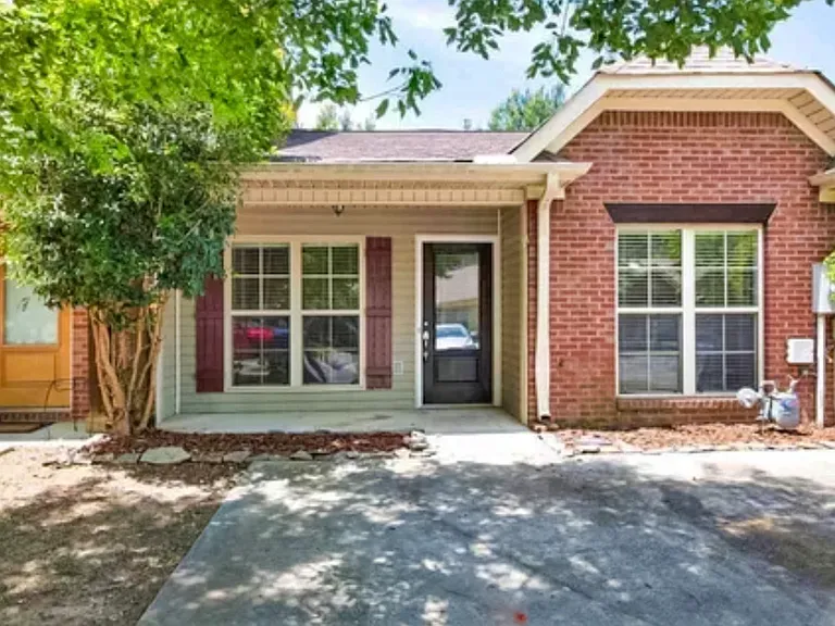 5767 Colony Ln — Photo 2