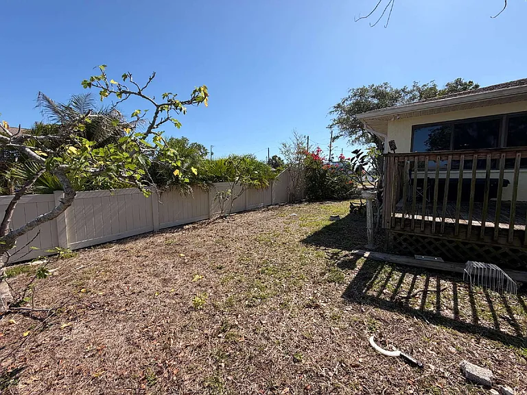 13815 San Juan Ave — Photo 34