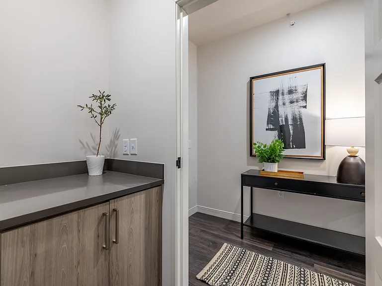 Confluence Apartments — Photo 8
