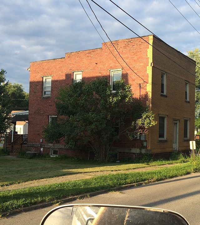 1st image of 138 Moore St