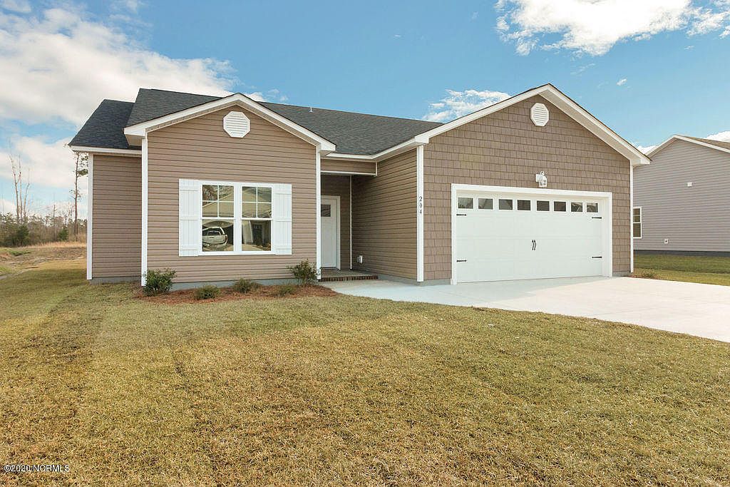 106 Dolphin St Swansboro Nc 28584 Zillow