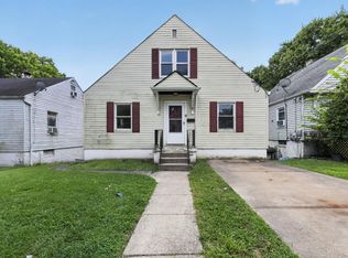1911 Ashbrook Dr, Cincinnati, OH 45238