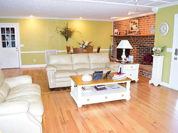 5th image of 201 Dailey Hill Cir
