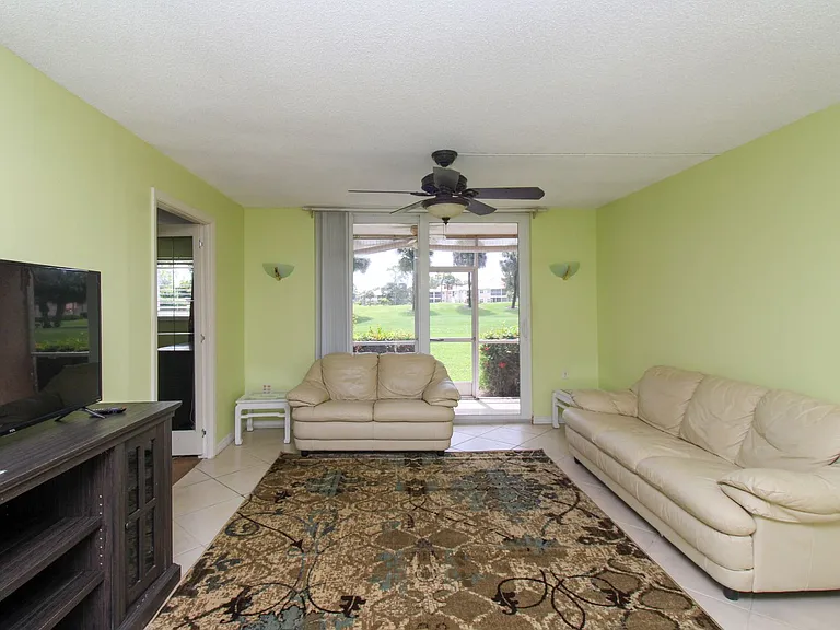 175 Turtle Lake Ct #111 — Photo 9