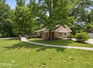 843 Barnesdale Dr, Jonesboro, GA 30236