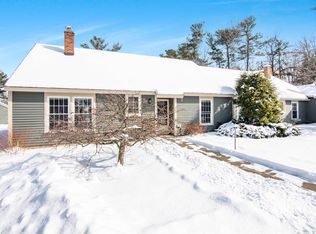 27 Conifer Ct, Burlington, VT 05401