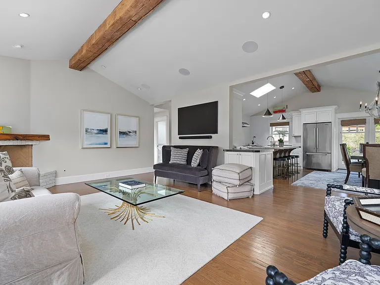 531 De Anza Dr — Photo 16