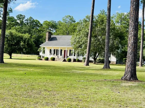 1350 Red Clay Rd, Douglas, GA 31533