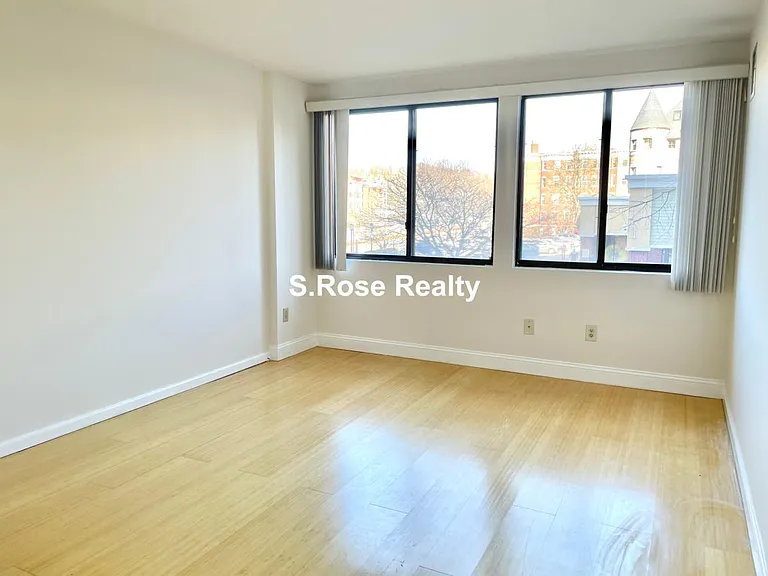 1731 Beacon St #305 — Photo 8