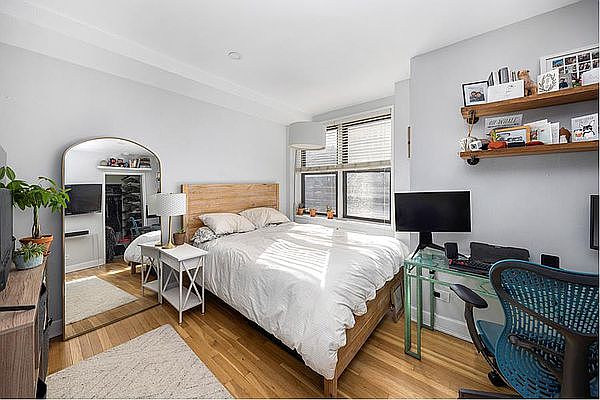 1st image of 60 9th Ave #623