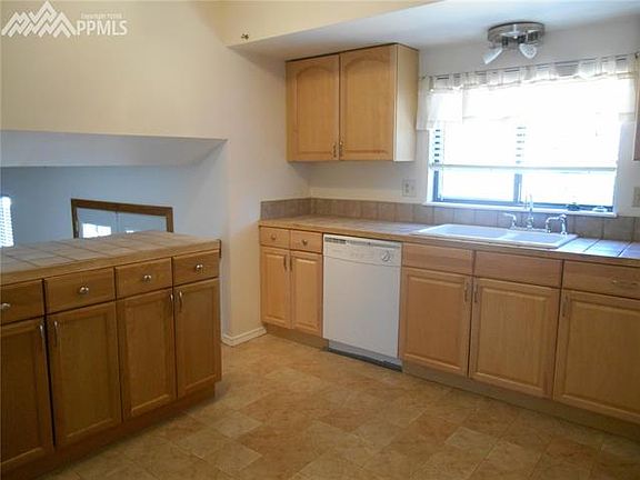 5th image of 7638 Safari Cir