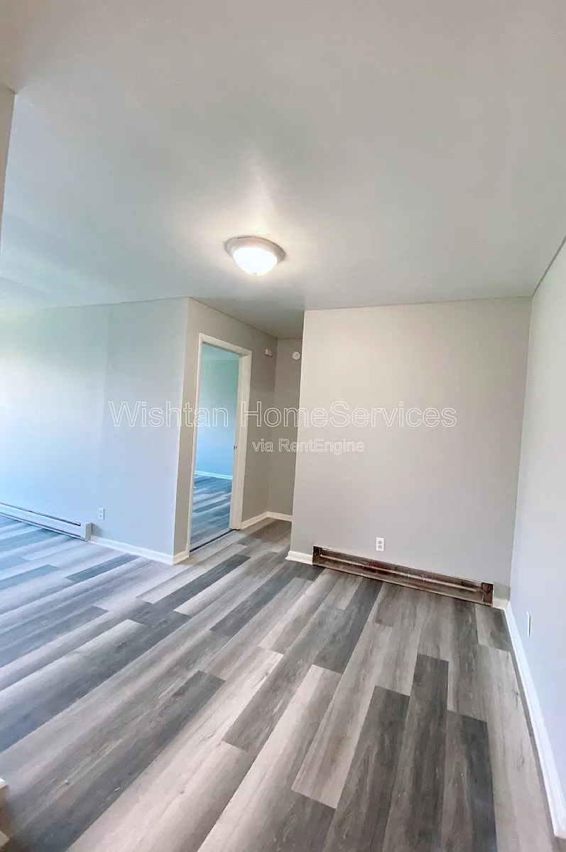 Building Photo - 219 Charleston Blvd #5
