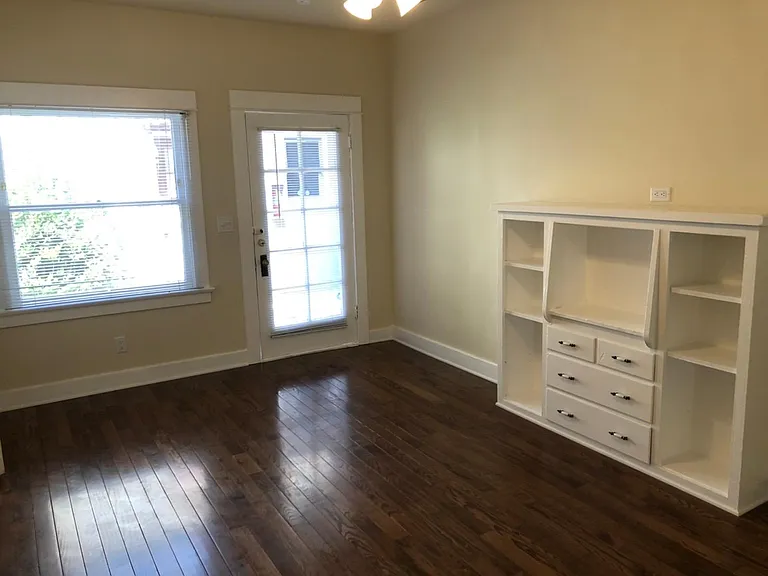 1334 E 2nd St #5 — Photo 4