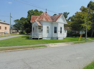 200 S Smithwick St, Williamston, NC 27892