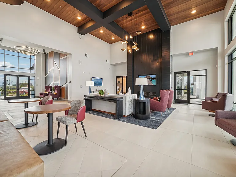 Brio Parc Apartments & Townhomes — Photo 32