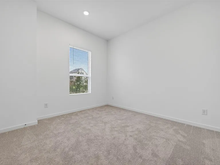 16315 Mesquite Field Dr — Photo 24