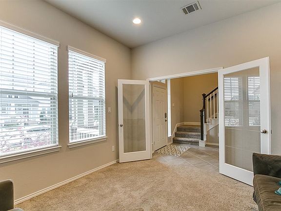 5th image of 16939 Canosa Dr