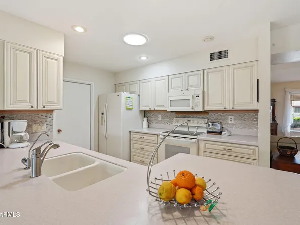 9407 W GLEN OAKS Circle, Sun City, AZ 85351