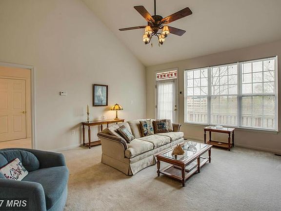 Living Room w/ door to deck