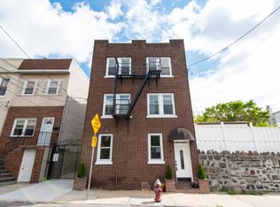 12 Rock St, Jersey City, NJ 07306