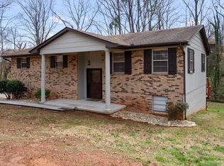 1624 Lisa Dr, Maryville, TN 37803