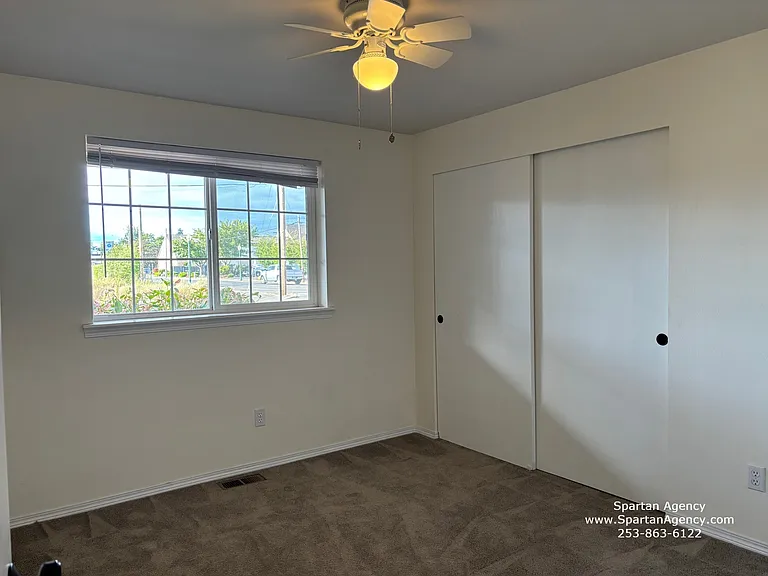 1020 Academy St — Photo 19