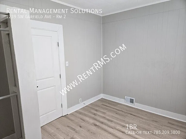 1239 SW Garfield Ave #2 — Photo 4
