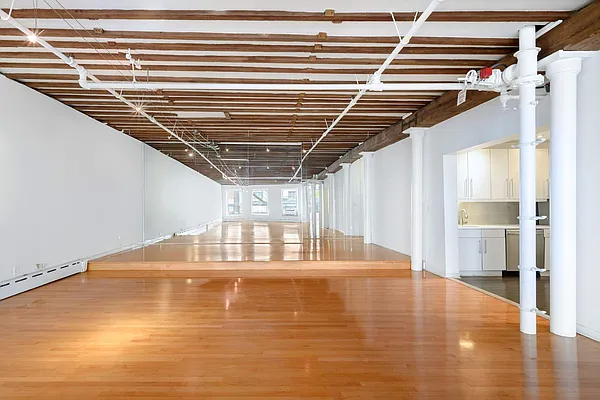 Sold by Sotheby's International Realty | media 20