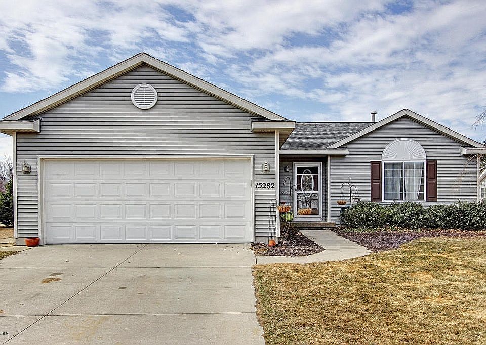 1st image of 15282 Steeplechase Ct