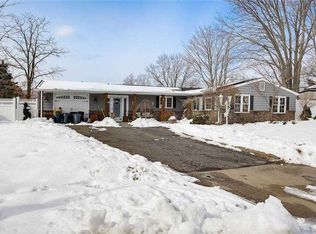 22 Campus Dr, Farmingville, NY 11738