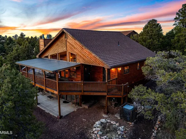 2810 SKYHAWK Drive, Overgaard, AZ 85933