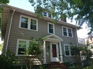 49 Davis Ave #1, Brookline, MA 02445