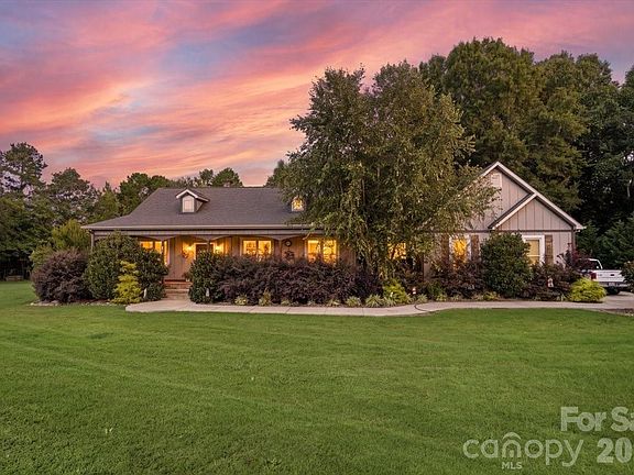 2nd image of 683 Mason Dickson Rd
