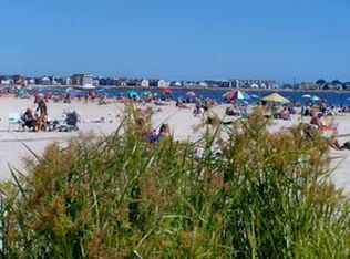 6 North St, Hampton, NH 03842