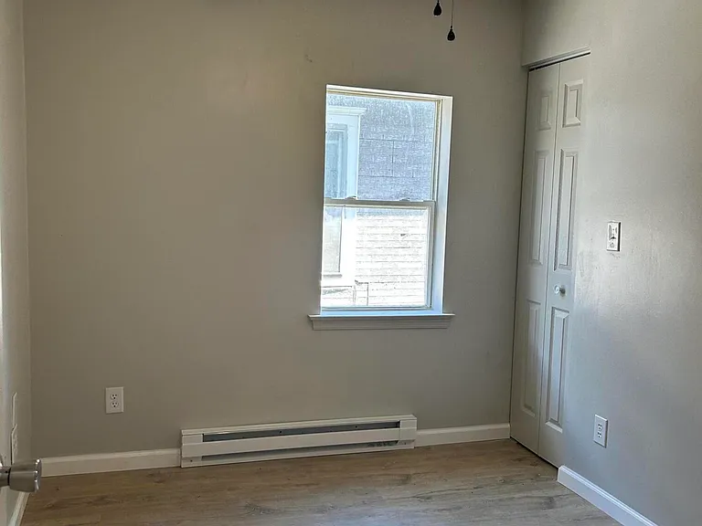 926 Edison Ave — Photo 19