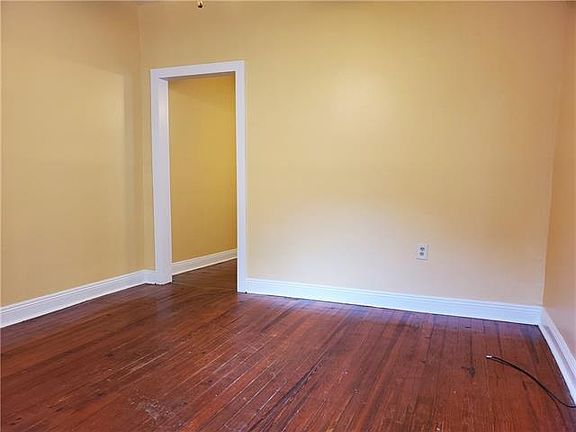 5th image of 7448 Hurst St Unit B