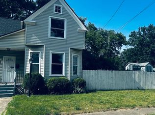 8113 Platt Ave, Cleveland, OH 44104