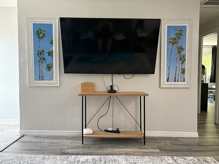 Living room 65" tv