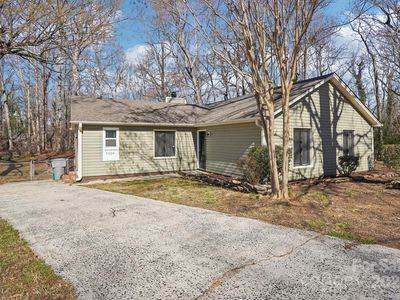 3929 Fernleaf Ct, Charlotte, NC, 28215