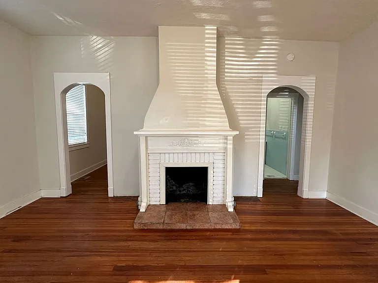 1824 Perry Pl — Photo 5