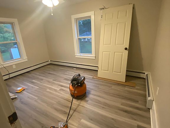 2nd image of 112 Deerfield St #2