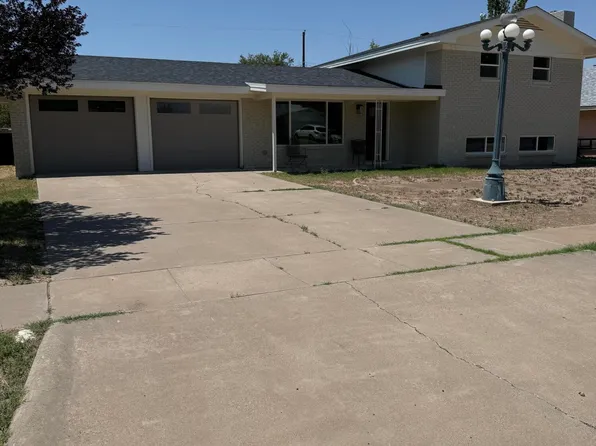 2312 Cornell Dr, Roswell, NM 88203