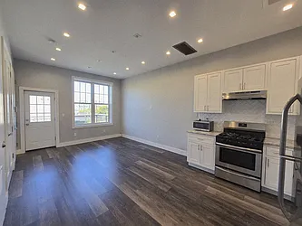 Rented by Voro Purple LLC