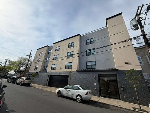 51 Carroll St Photo 1